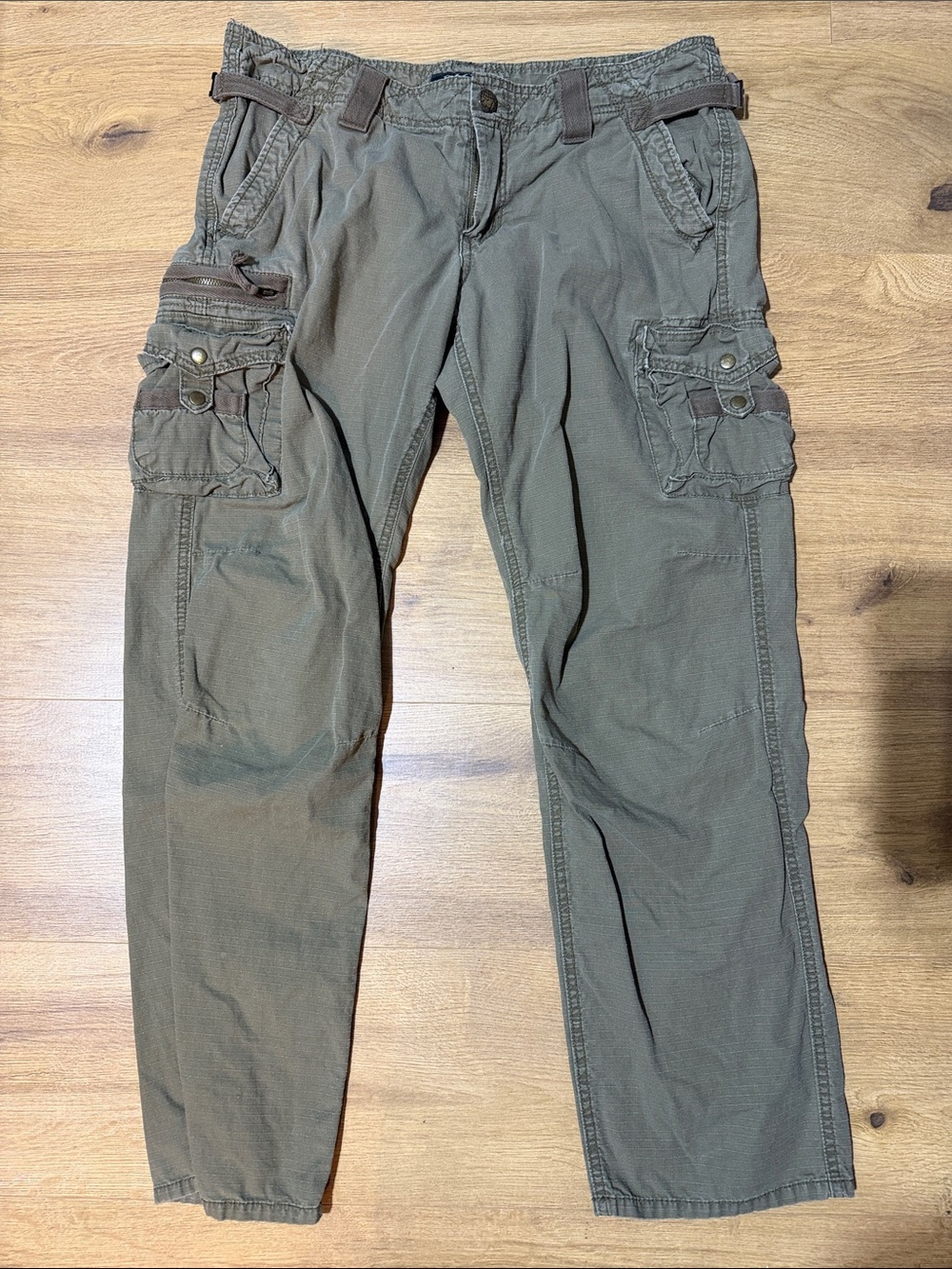 BKE Casuals Womens Cassie Cargo Pants in Olive/Brown